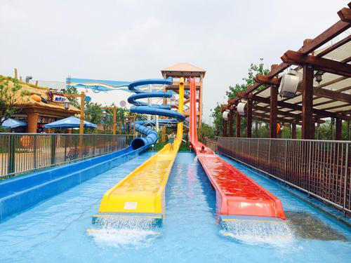 投資水上樂園，怎么選擇水上樂園設(shè)備生產(chǎn)商
